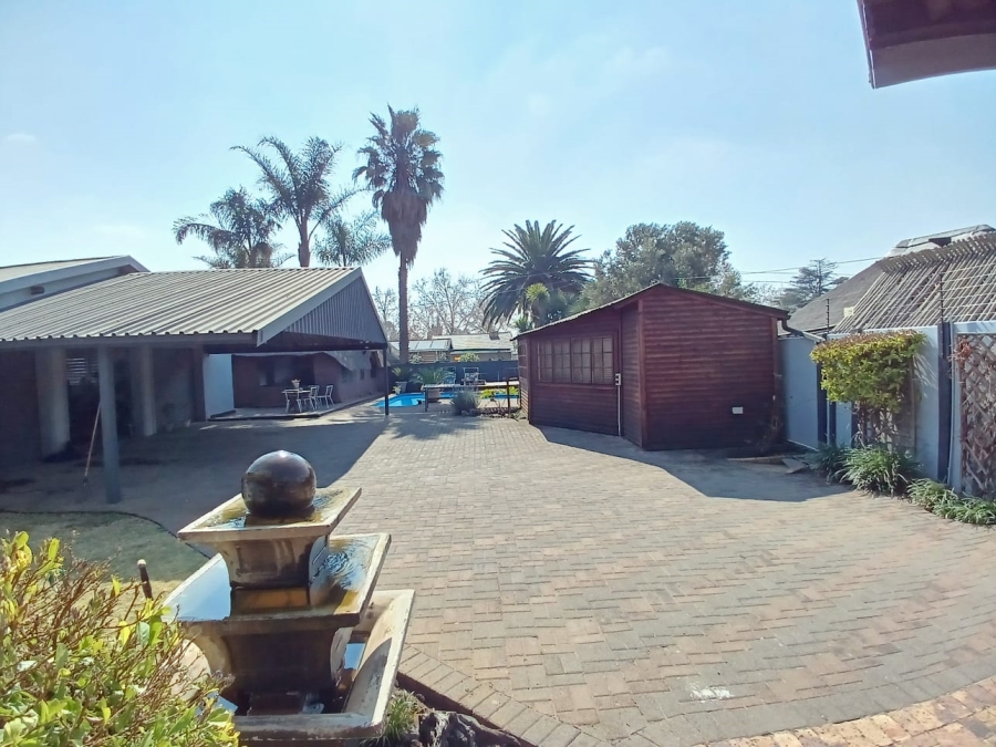 3 Bedroom Property for Sale in Vaalpark Free State